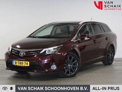 Rood Gebruikt 2012 Toyota Avensis Business Edition Stationwagen | € 8.950