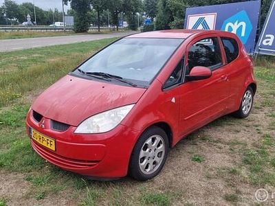 Rood Gebruikt 2005 Mitsubishi Colt Inform Hatchback | € 1.650 (Eerlijke prijs)