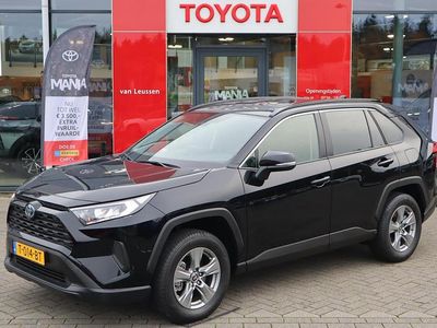 Zwart Gebruikt 2023 Toyota RAV4 Hybrid SUV | € 38.400 (Goede deal)