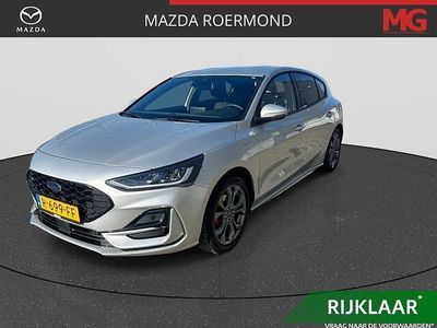 Grijs Occasion 2022 Ford Focus ST-Line Hatchback | € 20.940 (Eerlijke prijs)