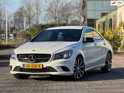 Wit Occasion 2013 Mercedes CLA180 Edition Sedan | € 14.950