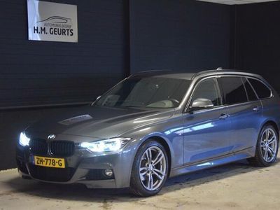 tweedehands BMW 318 3-SERIE Touring i M Sport Leder Led Groot Nav Cam 1e Eigenaar Ned Auto Keram Geleverd!