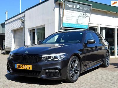 Grijs Occasion 2017 BMW 530 Executive Stationwagen | € 21.900 (Duur)
