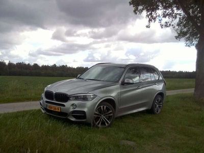 tweedehands BMW X5 M M50d Sport-Aut. grijs kenteken 381 pk!