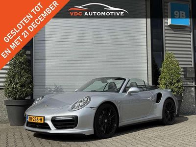 Grijs, metallic lak Gebruikt 2016 Porsche 991 Cabriolet | € 119.991