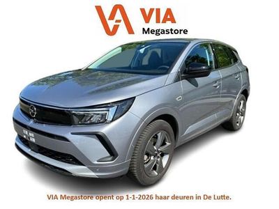 Grijs Occasion 2024 Opel Grandland X Elegance SUV | € 24.950 (Goede deal)