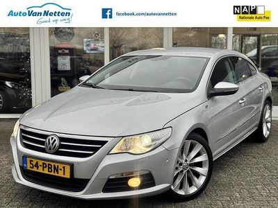 Grijs Gebruikt 2011 VW Passat Sedan | € 5.850 (Duur)