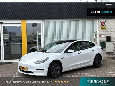 Wit Occasion 2023 Tesla Model 3 Standard Range Sedan | € 29.245 (Goede deal)