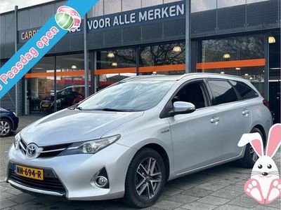 tweedehands Toyota Auris Touring Sports BWJ 2014 / 1.8 Hybrid Dynamic / Clima / Camera a . Navi / Cruise / PDC v+a / 16'' LMV / PRivacy glass /