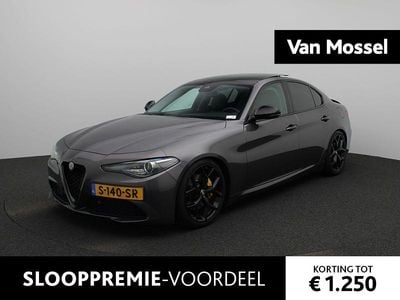 Grijs Gebruikt 2019 Alfa Romeo Giulia Tech Edition Sedan | € 27.900 (Eerlijke prijs)