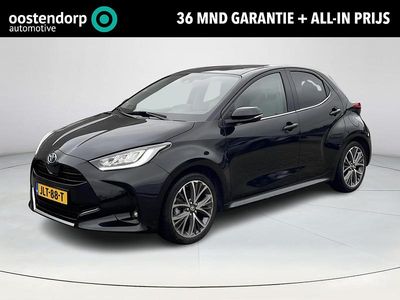 Zwart Occasion 2022 Toyota Yaris Hybrid Executive Hatchback | € 24.900 (Duur)