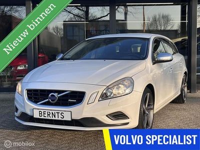 Occasion Volvo V60 R-Design 150 PK (110 kW) 2011 Wit Stationwagen