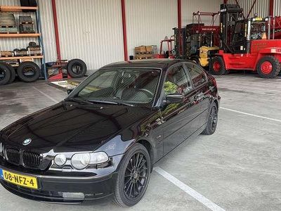 BMW 325