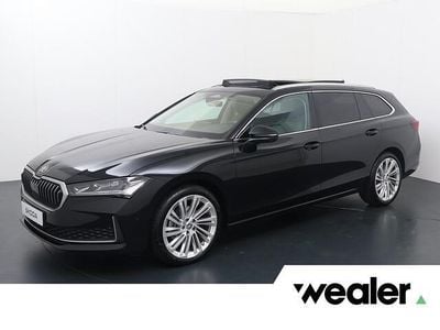 Zwart Occasion 2024 Skoda Superb First Edition Stationwagen | € 37.840 (Eerlijke prijs)