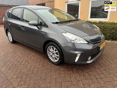 Grijs (metallic) Gebruikt 2012 Toyota Prius+ MPV | € 12.995 (Eerlijke prijs)