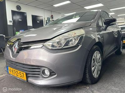 Grijs Occasion 2013 Renault Clio IV Expression Hatchback | € 5.499 (Eerlijke prijs)