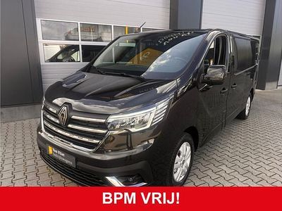 Zwart Gebruikt 2024 Renault Trafic Luxe MPV | € 31.750 (Goede deal)