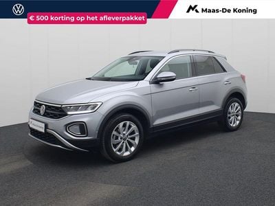 Grijs Gebruikt 2023 VW T-Roc Life SUV | € 23.440 (Goede deal)