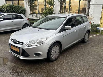 Grijs Occasion 2013 Ford Focus Trend Stationwagen | € 3.999 (Goede deal)