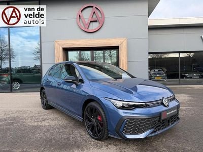 Hatchback Occasion 2025 VW Golf VIII Style Hatchback | € 38.945 (Eerlijke prijs)
