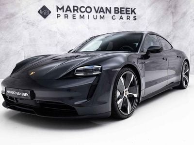 M7r vulkaangrijs metallic Gebruikt 2020 Porsche Taycan Sedan | € 59.850