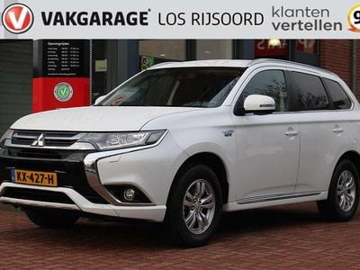 Occasion Mitsubishi Outlander P-HEV 121 PK (88 kW) 2016 Wit (metallic) SUV