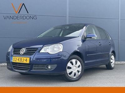 tweedehands VW Polo 1.4-16V Blue Edition Automaat