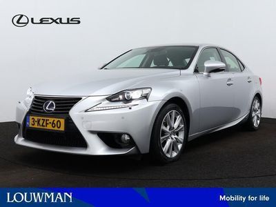 Lexus IS300h