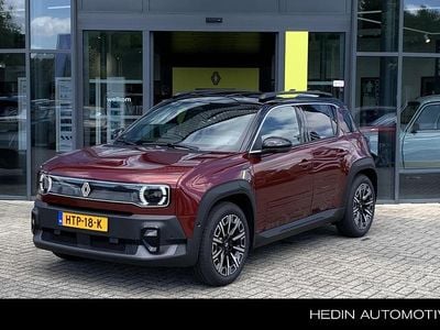 Rood Nieuw 2025 Renault R4 Iconic SUV | € 33.845 (Goede deal)
