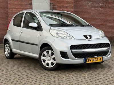 Occasion Peugeot 107 68 PK (50 kW) 2010 Grijs Hatchback