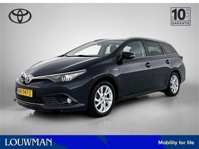 Toyota Auris Hybrid