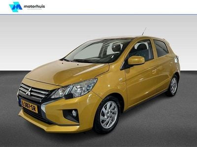 Occasion Mitsubishi Space Star Active 71 PK (52 kW) 2021 Geel (metallic) Hatchback