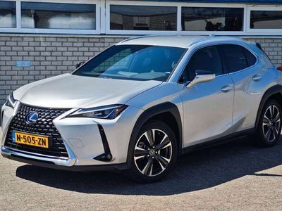 Lexus UX 250h