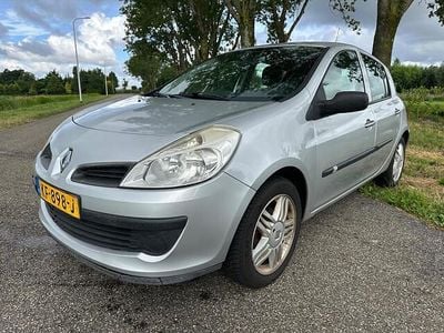Renault Clio II