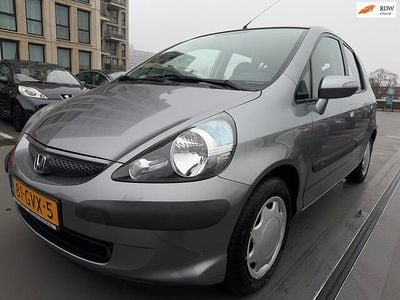 Grijs Occasion 2005 Honda Jazz LS Hatchback | € 4.950 (Eerlijke prijs)