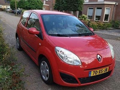 Occasion Renault Twingo Expression 76 PK (55 kW) 2007 Rood Hatchback