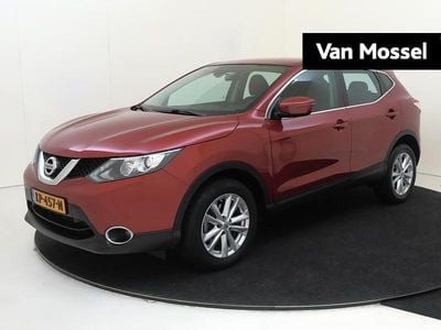 Rood Gebruikt 2016 Nissan Qashqai Acenta SUV | € 14.740 (Eerlijke prijs)