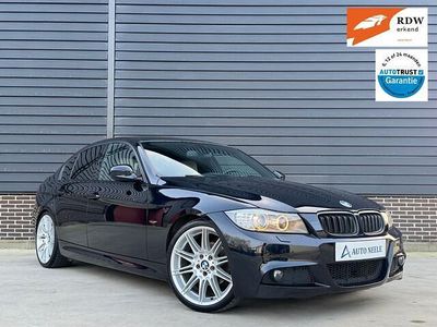 Zwart Gebruikt 2011 BMW 320 M Sport Sedan | € 9.900 (Duur)
