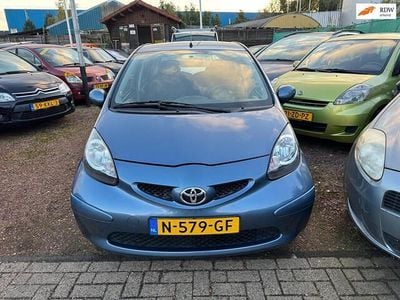 Occasion Toyota Aygo 68 PK (50 kW) 2008 Blauw Hatchback