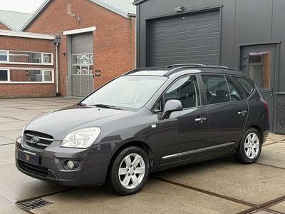 Grijs (metallic) Occasion 2008 Kia Carens MPV | € 2.250 (Eerlijke prijs)