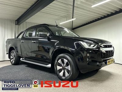 Zwart Gebruikt 2023 Isuzu D-Max Van | € 43.195
