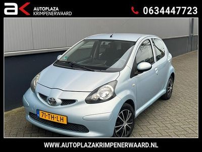 Blauw Gebruikt 2006 Toyota Aygo Hatchback | € 2.950 (Eerlijke prijs)