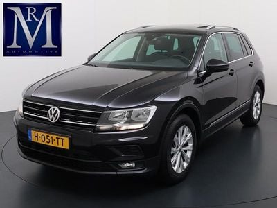 Zwart Occasion 2020 VW Tiguan Comfortline SUV | € 24.899 (Super prijs)