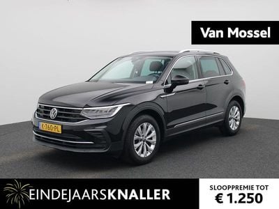 Zwart Gebruikt 2021 VW Tiguan Business SUV | € 29.900 (Super prijs)