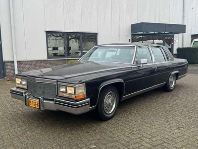 Zwart Gebruikt 1984 Cadillac Fleetwood Brougham Sedan | € 12.900