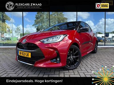Rood Gebruikt 2022 Toyota Yaris Executive Hatchback | € 23.790 (Eerlijke prijs)