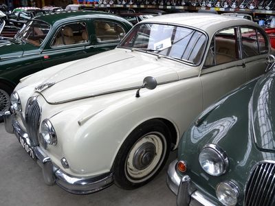 Jaguar MK II