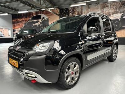 Occasion Fiat Panda Cross Cross 70 PK (51 kW) 2022 Zwart Hatchback