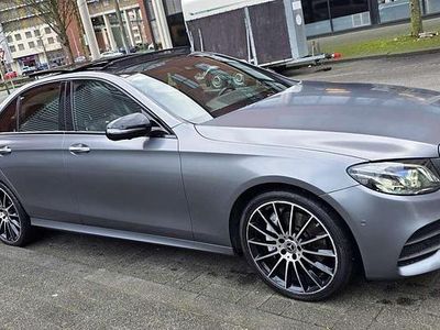 Grijs Gebruikt 2018 Mercedes E200 Business Sedan | € 35.000 (Iets duurder)