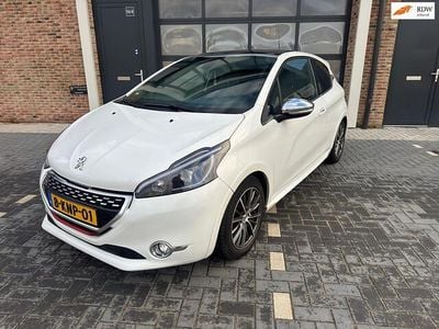 Wit Occasion 2013 Peugeot 208 GTi Hatchback | € 5.450 (Goede deal)